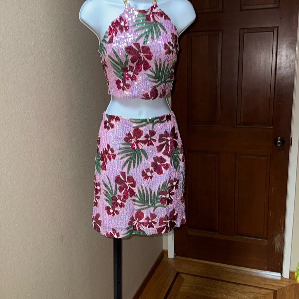 NWT Rachel Zoe Tropical Floral Sequin Halter & A-Line Mini Skirt Set Pink Sz XS